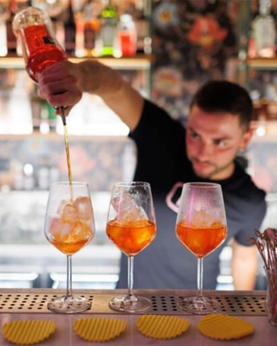 Sweet Sleep Napoli Location Tips Bar 01